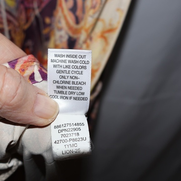 Apt 9 Dress, Women Size PM Made in Chine Brown Graphics - Picture 9 of 11